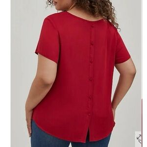Torrid Red Abbey Button-Back Blouse - Size: 3